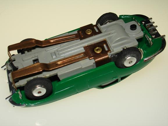 Atlas HO Scale Jaguar XKE ZINGERS Chassis