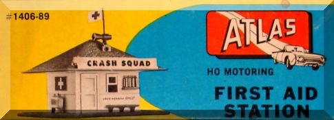 Atlas HO Slot Car Racing Track Layout First Aid Station Scenery Structure Plastic Model Kit
