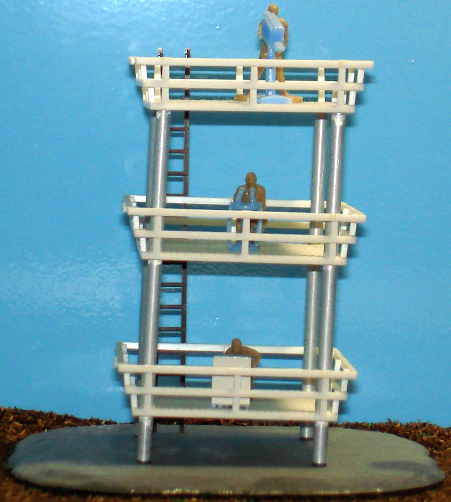 1410 Atlas HO Slot Car Racing Track Layout TV & Radio Tower Structure