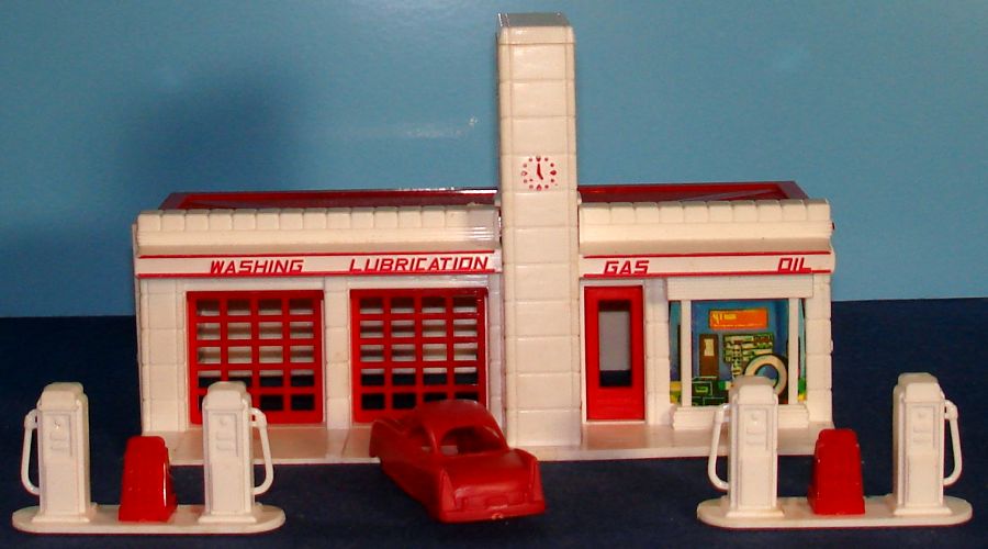 2608 Plasticville HO Slot Car Racing Track Layout Gas Station Structure
